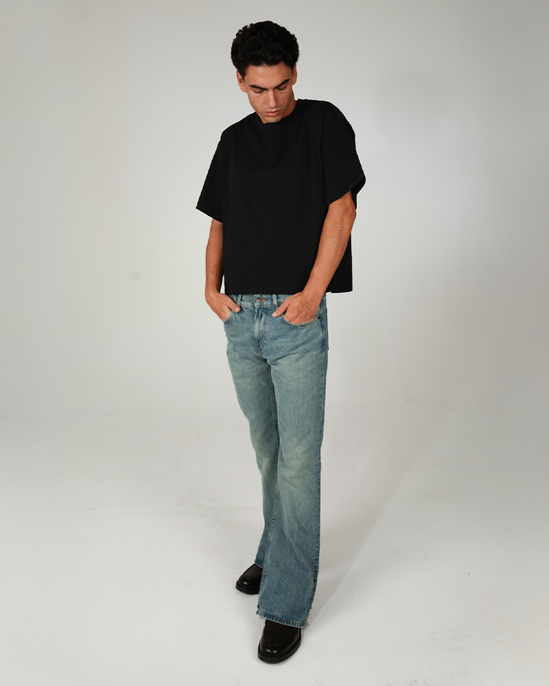 CAMISETA BOXY NEGRA 250GSM